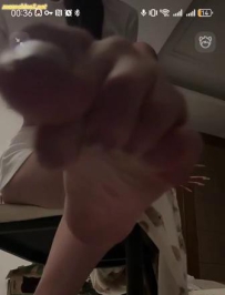 ���Ǳ��������Ů��ݺ�ե�ɵ�һ��-6����